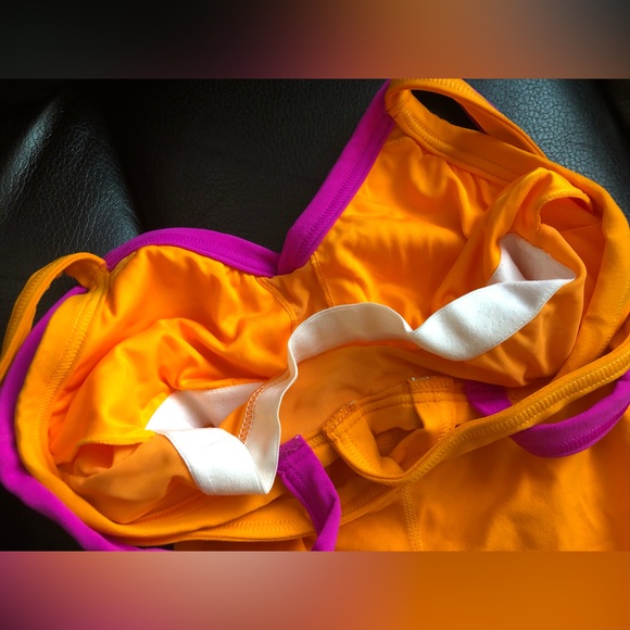 INSANITY women’s Strappy Dig Deeper Tank Top NWOT! XS Mango Violet color - Picture 5 of 5